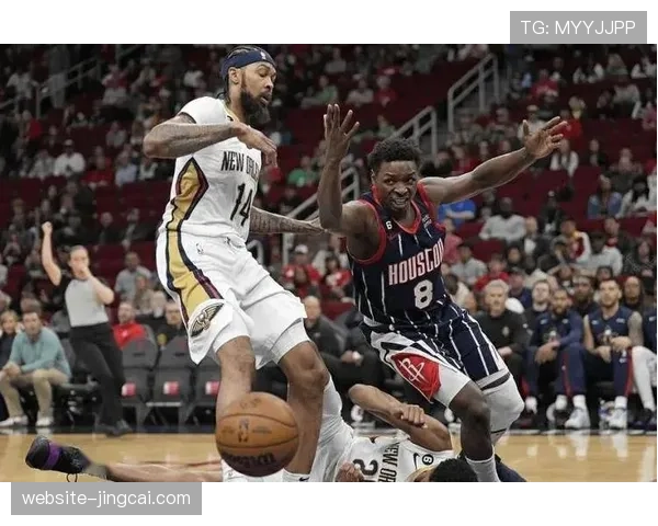 英格拉姆与史密斯首节表现抢眼，联手率队保持领先优势